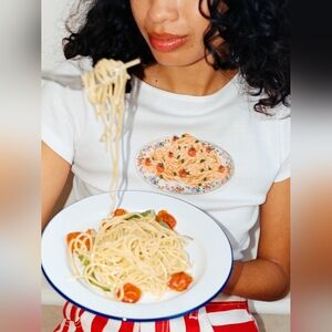 Lisa Says Gah Alex Tee Spaghetti